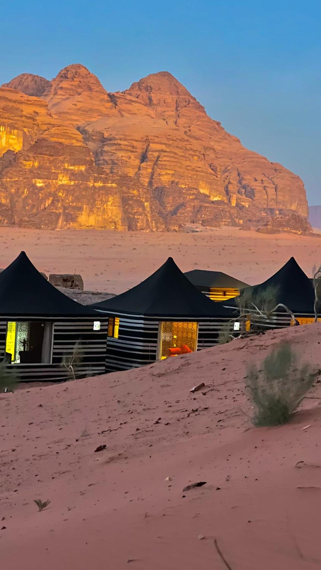 Rum Joharh Luxury Camp Вади Рум Екстериор снимка