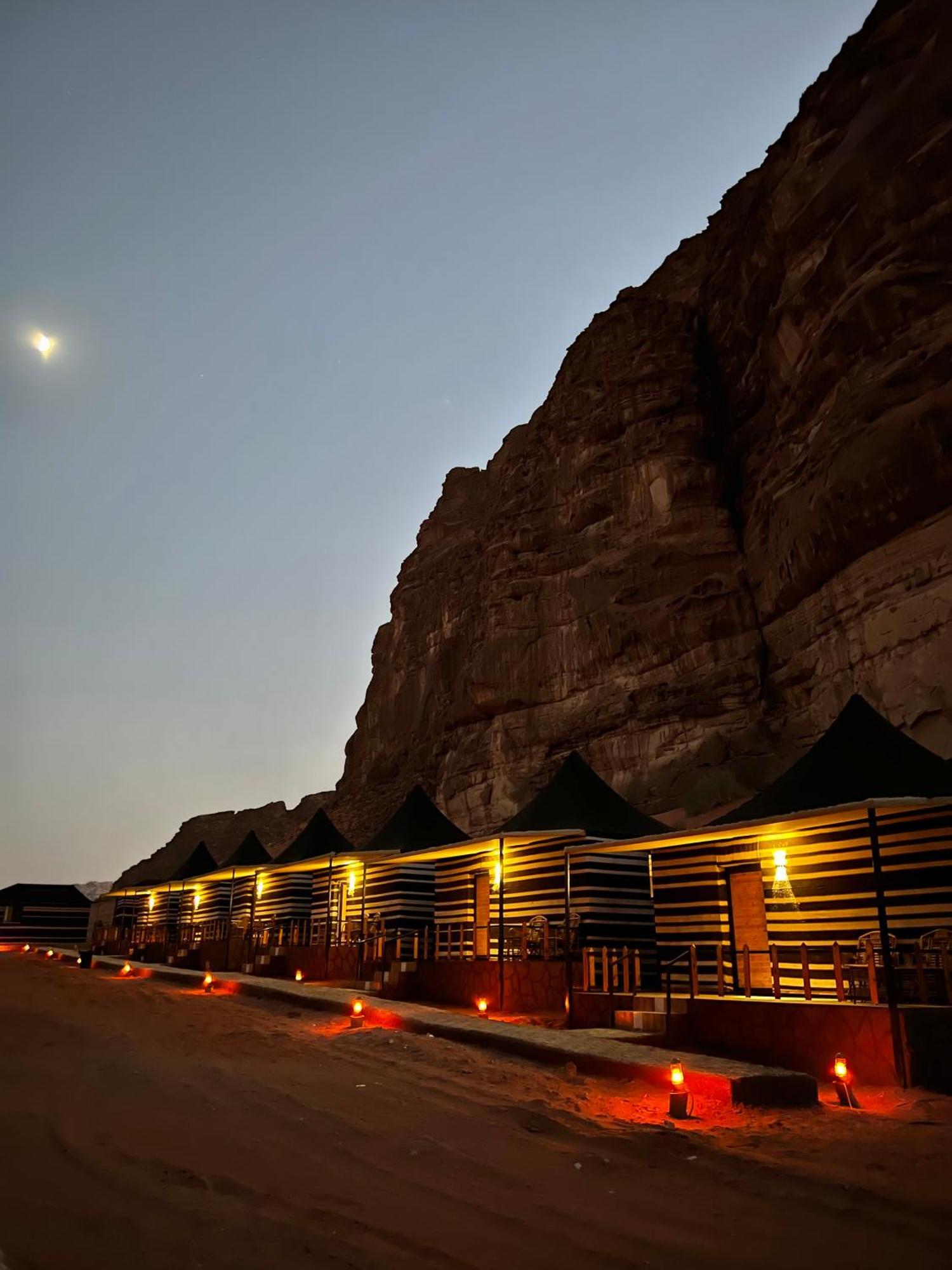 Rum Joharh Luxury Camp Вади Рум Екстериор снимка
